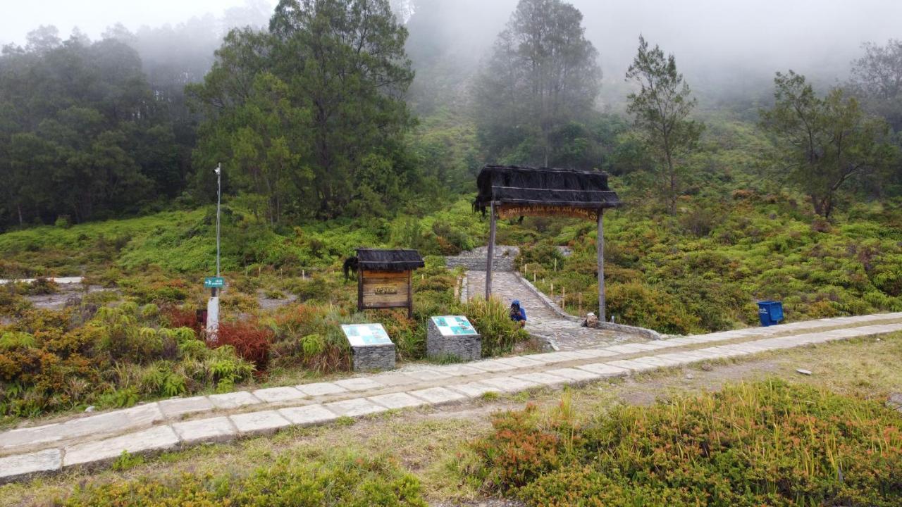 Wisma Kelimutu Ende Exteriér fotografie